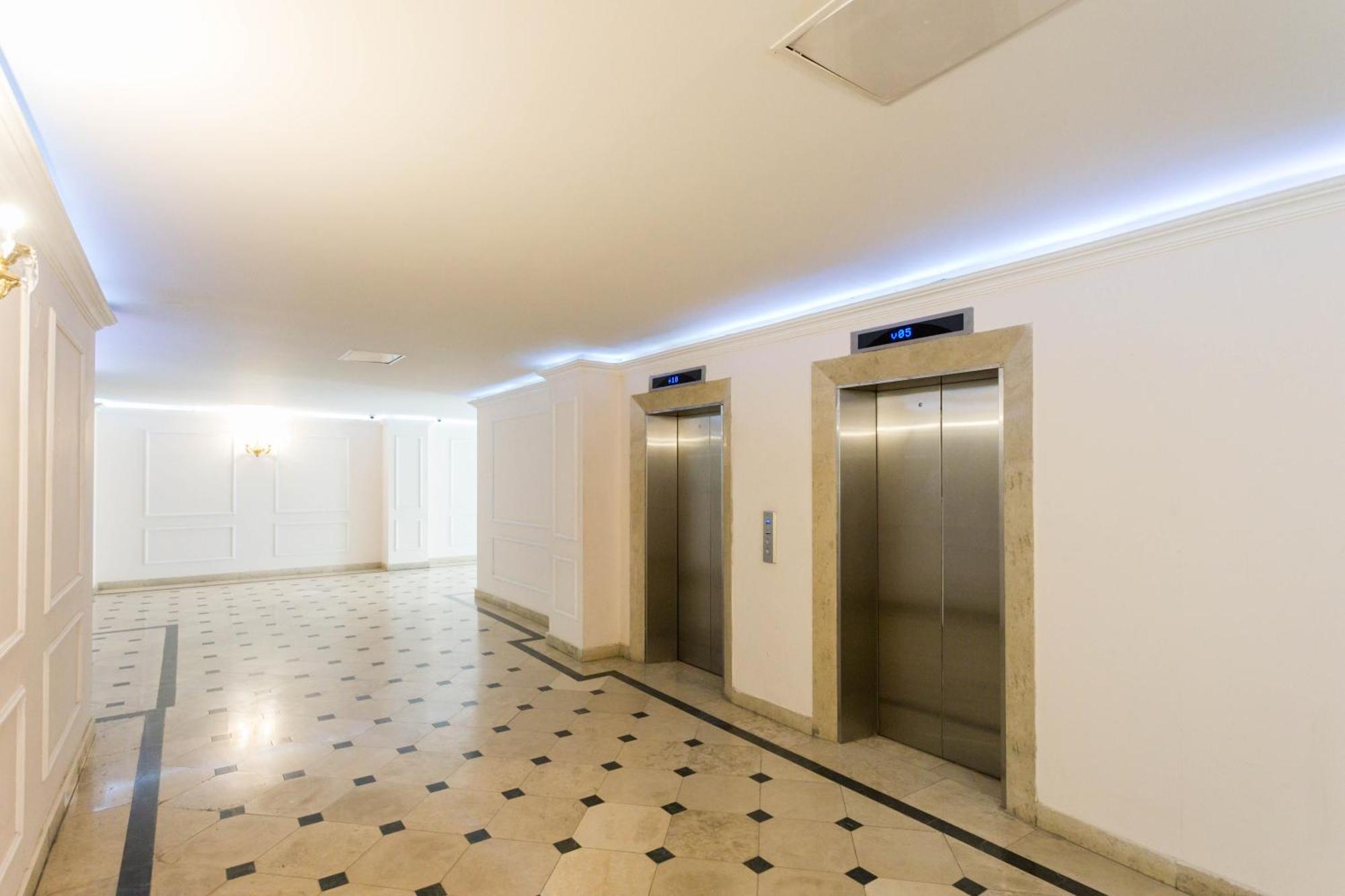 Luxury Apartment III Тбилиси Екстериор снимка