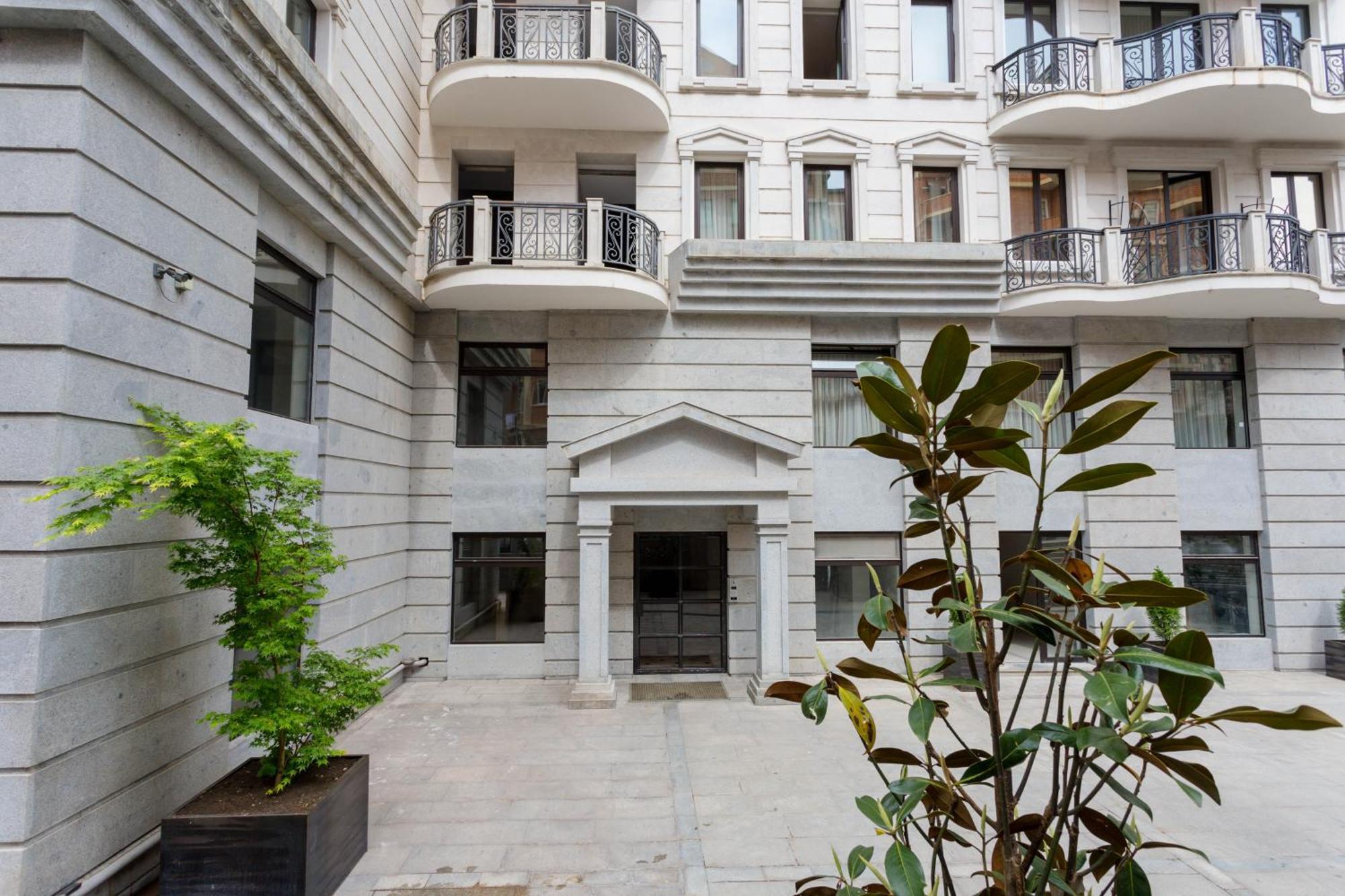 Luxury Apartment III Тбилиси Екстериор снимка